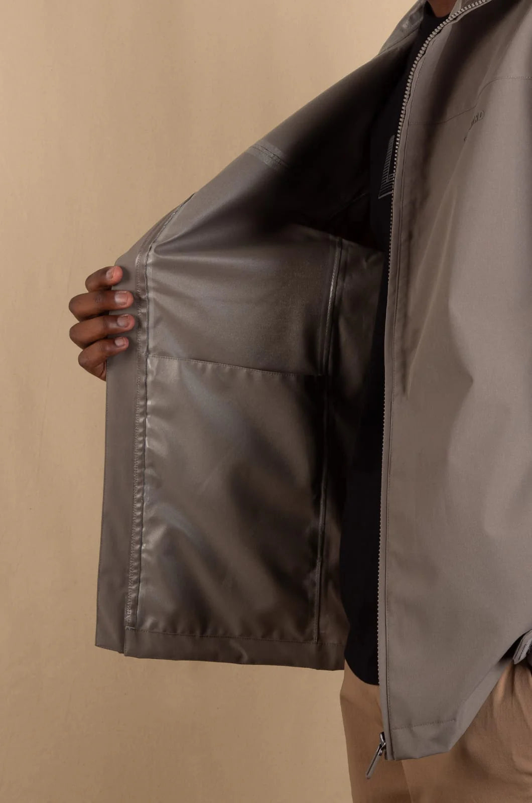 Acropor Hooded Jacket in Fallen Rock