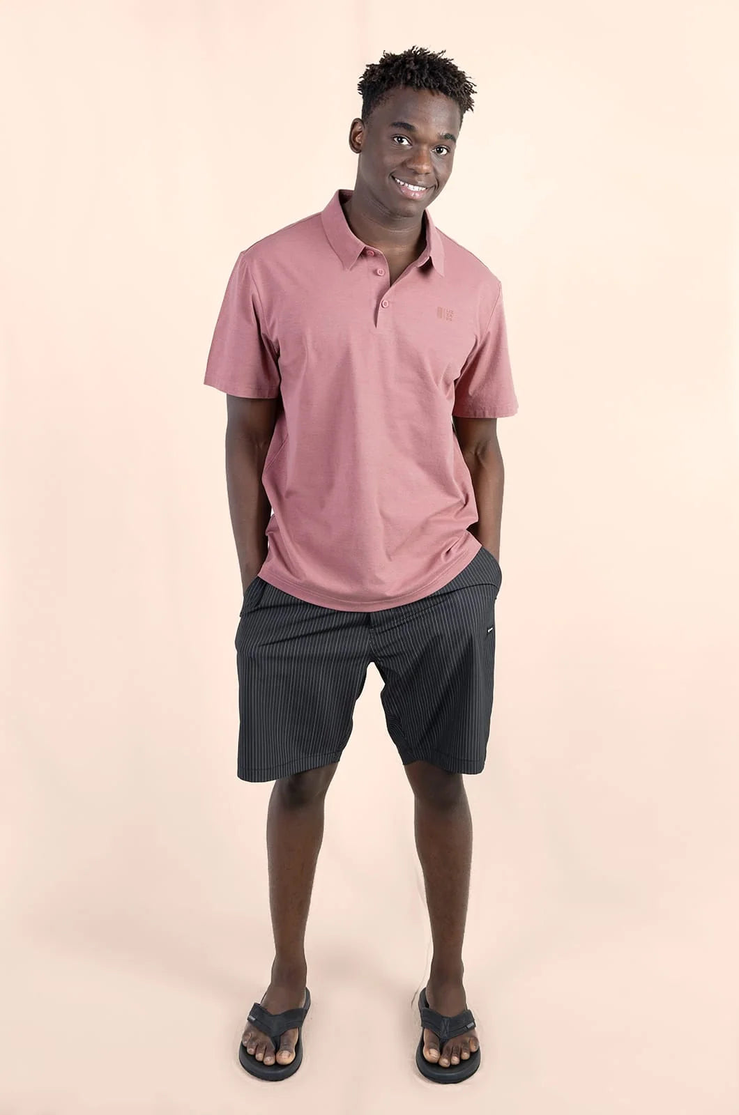 Arne Hybrid Polo in Cedar Red