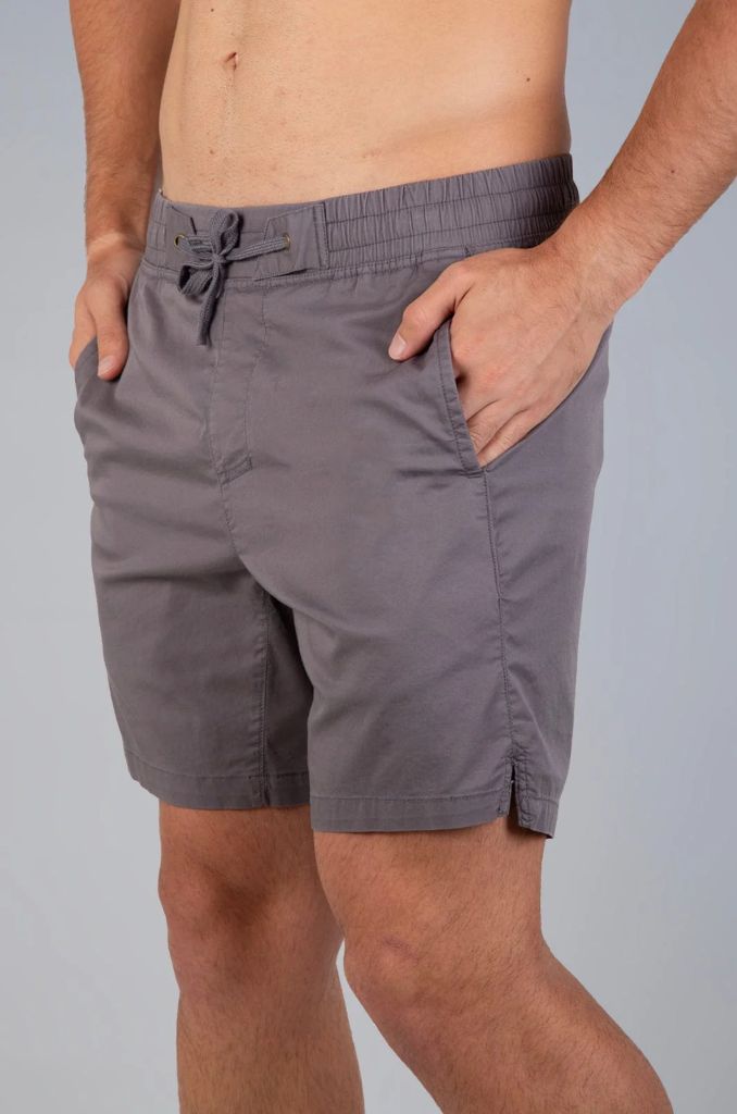 Comfort Walkshort in Steel Grey