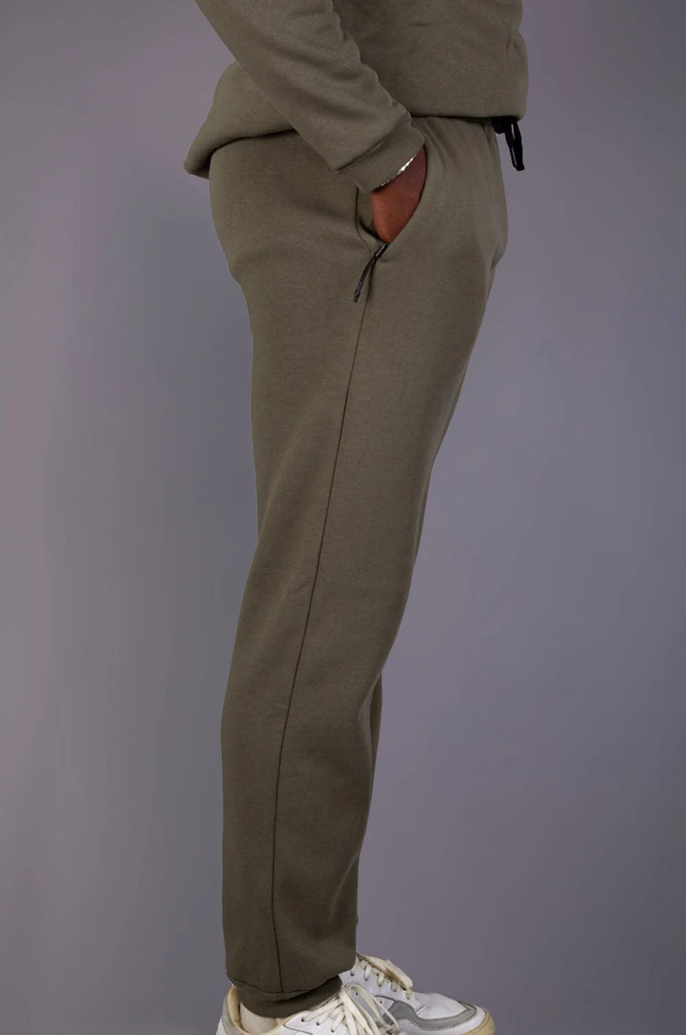 Gandel Elasticated Joggers in Deep Depths