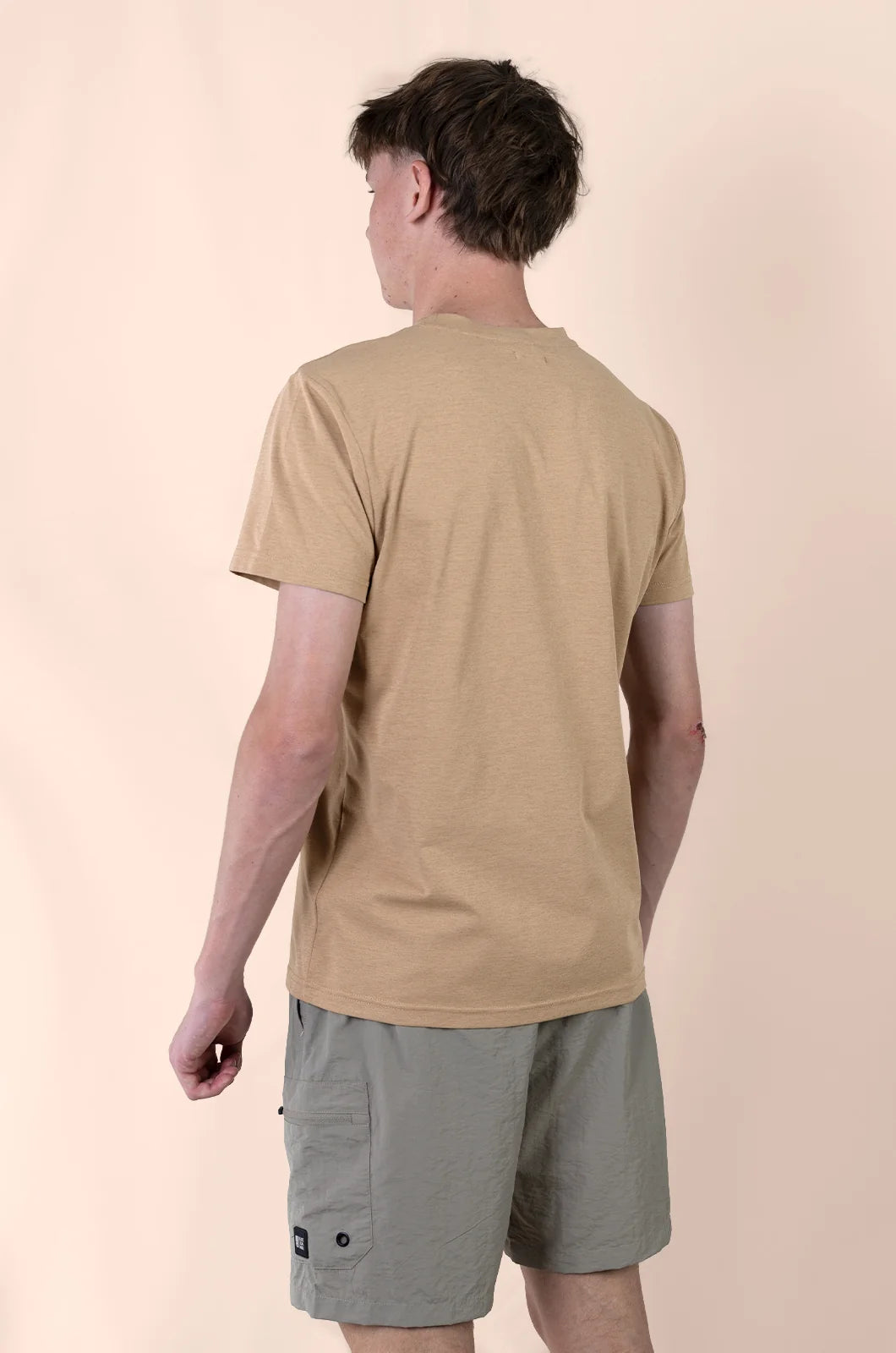 Jeb Hybrid Tee in Warm Taupe
