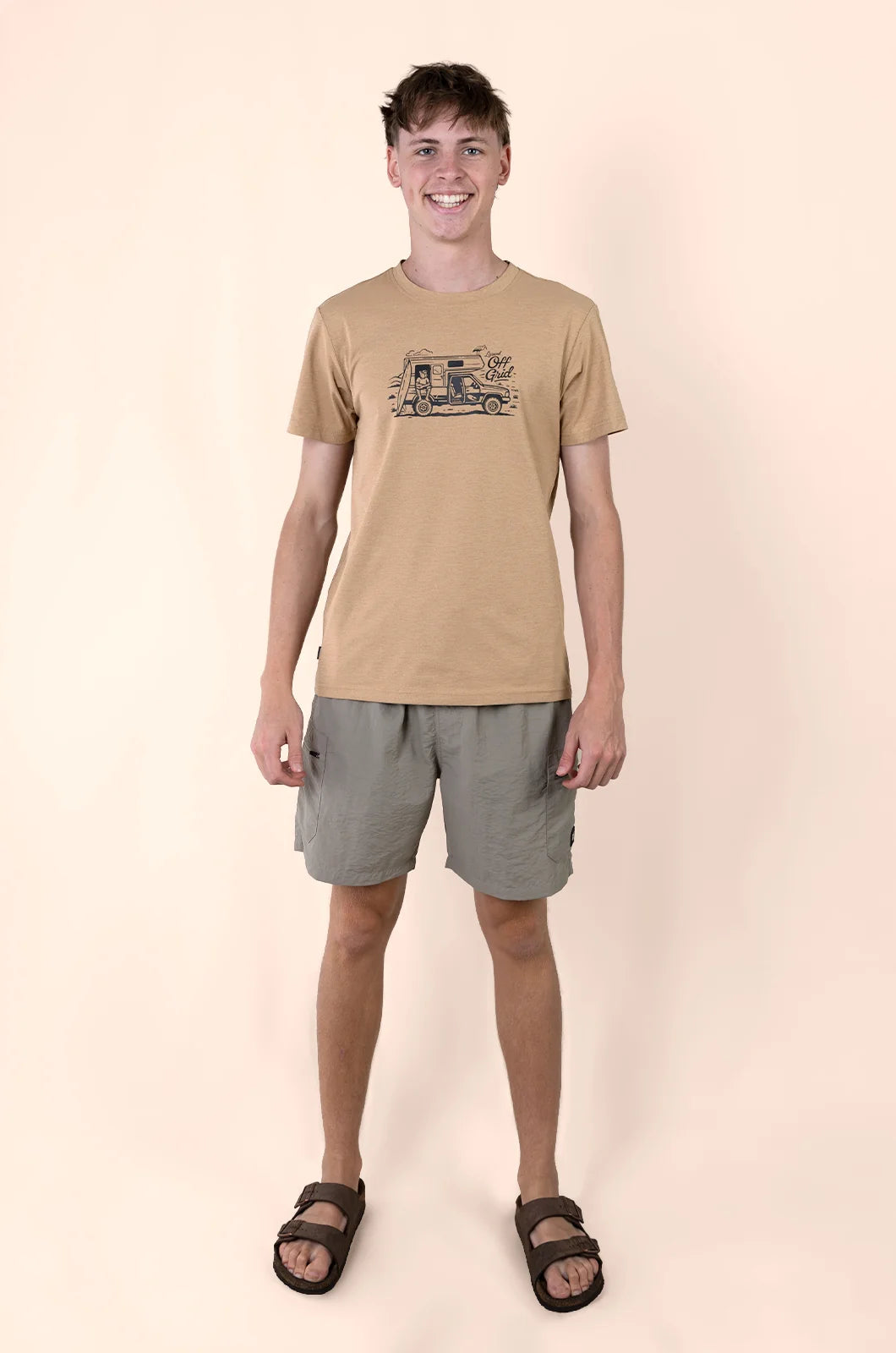 Jeb Hybrid Tee in Warm Taupe