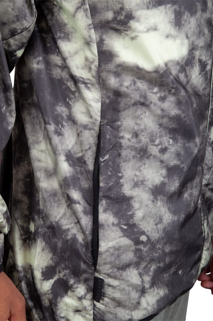 Kean Pocketable Parka in Tie Dye