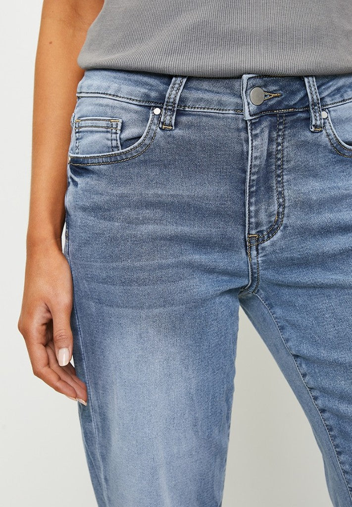 Mid Waist Straight Leg Jeans in Light Wash