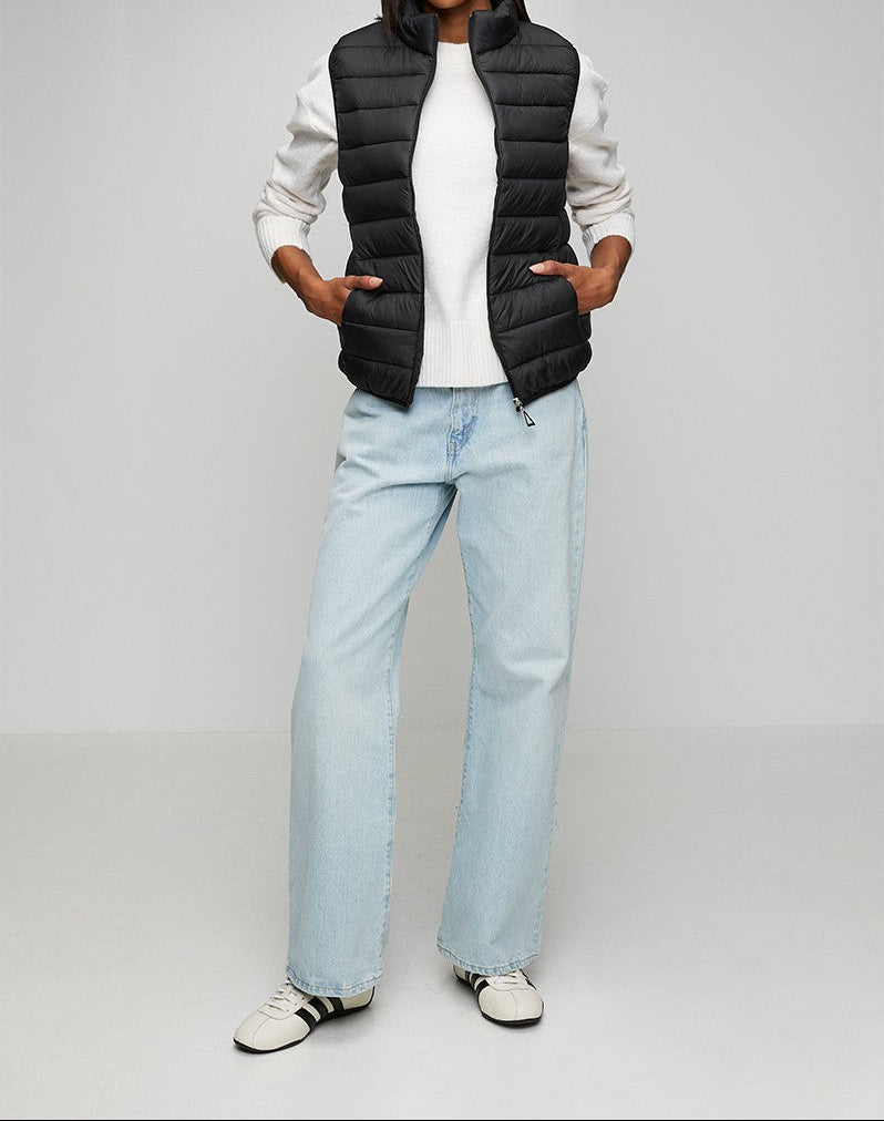 Sleeveless Puffer in Black