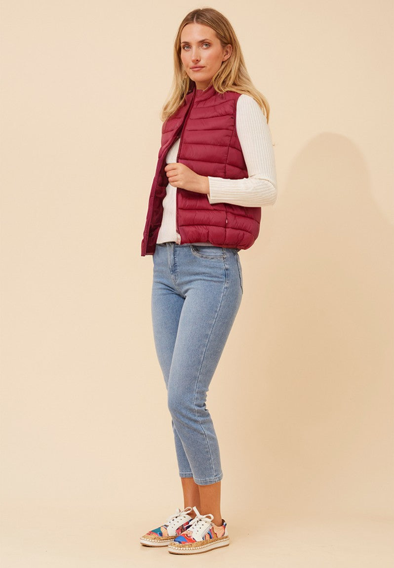 Sleeveless Puffer in Red