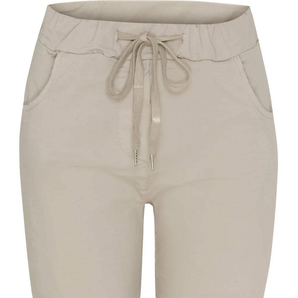 Kalie Pants in Beige