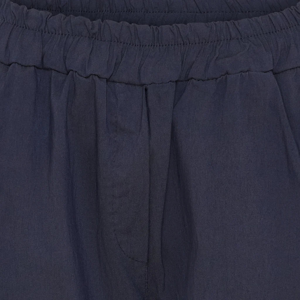 Raffaella Pants in Navy