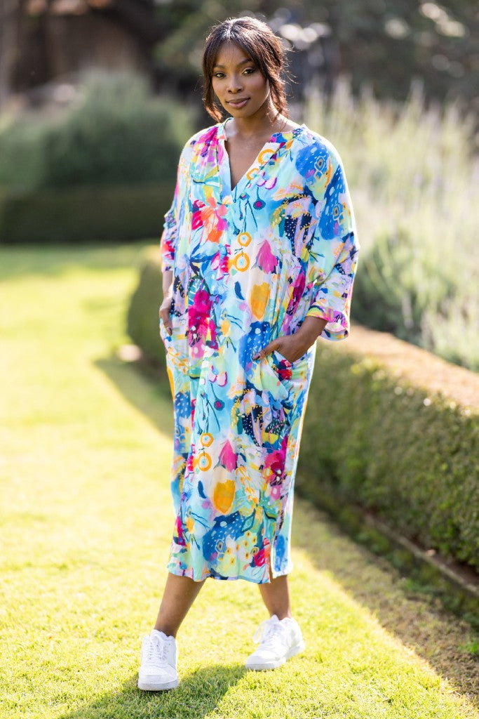 V-Neck Kaftan in Peacock Splash