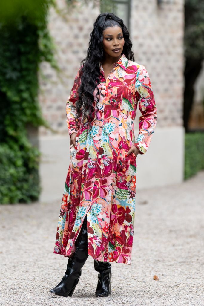 Shirtwaister Dress in Bright Floral