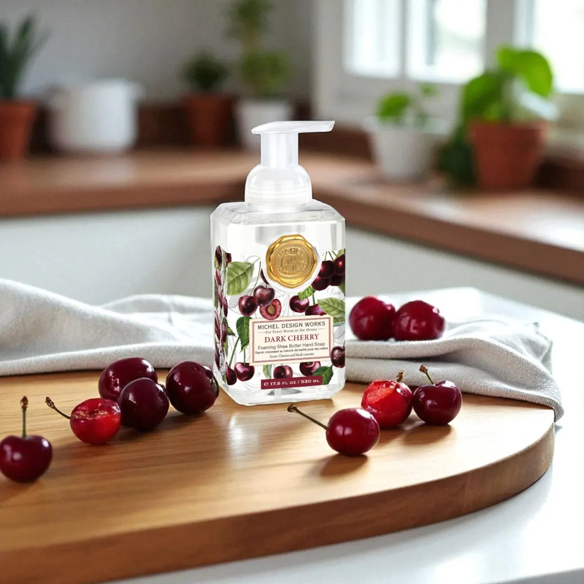 Foaming Soap in Dark Cherry