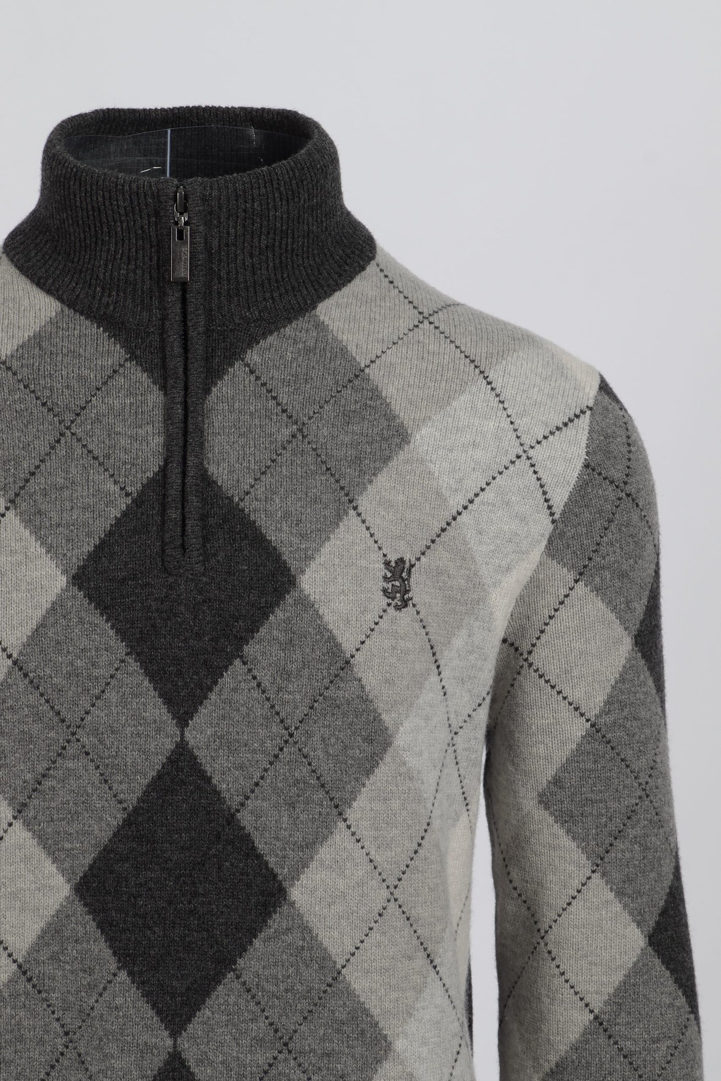 Wayne 1/4 Zip Sweater in Grey Argyle