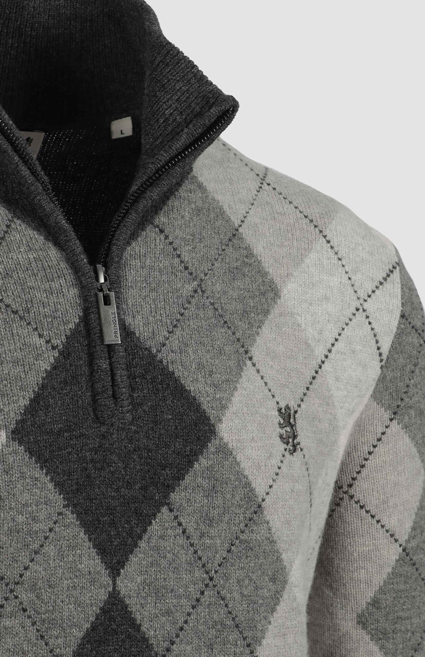 Wayne 1/4 Zip Sweater in Grey Argyle