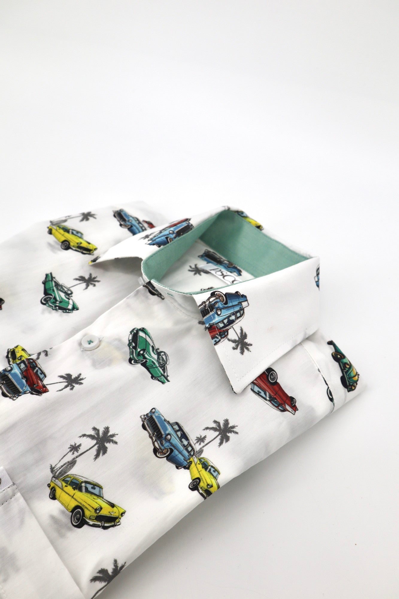 Printed Cotton Shirt in White / Retro Cars
