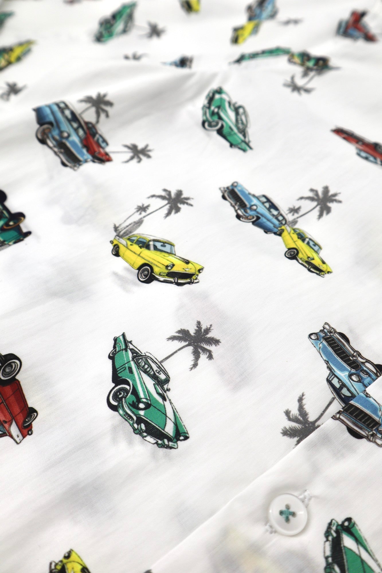 Printed Cotton Shirt in White / Retro Cars