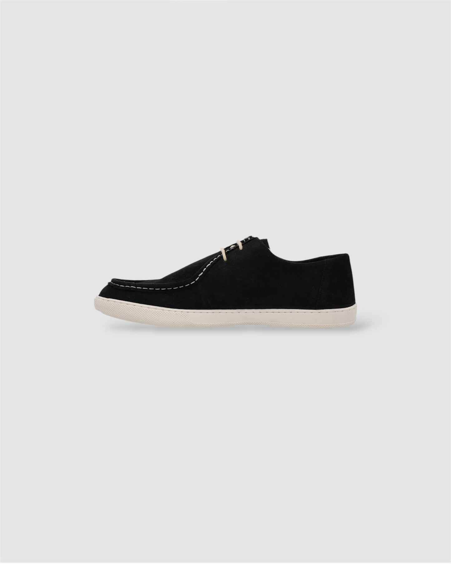 Gideon Suede Shoe in Oyster Black