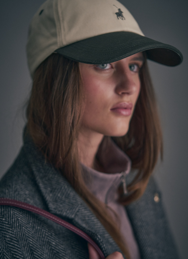 6 Panel Two Tone Peak Cap in Green