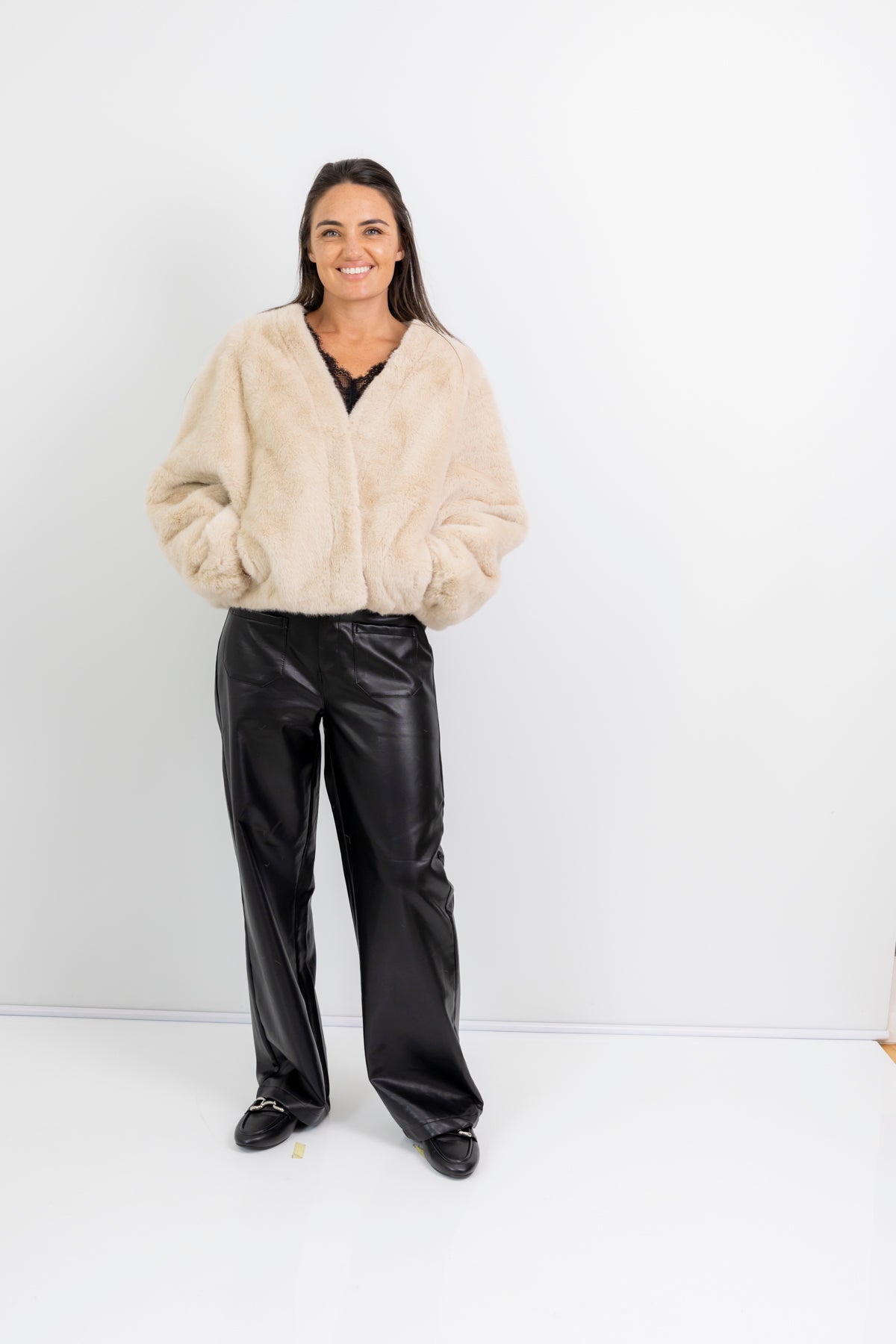 Pomona Short Faux Fur Jacket in Cream