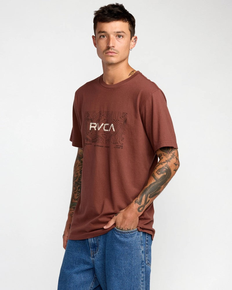 Topo XL Red Stitch SS Tee in Red Earth