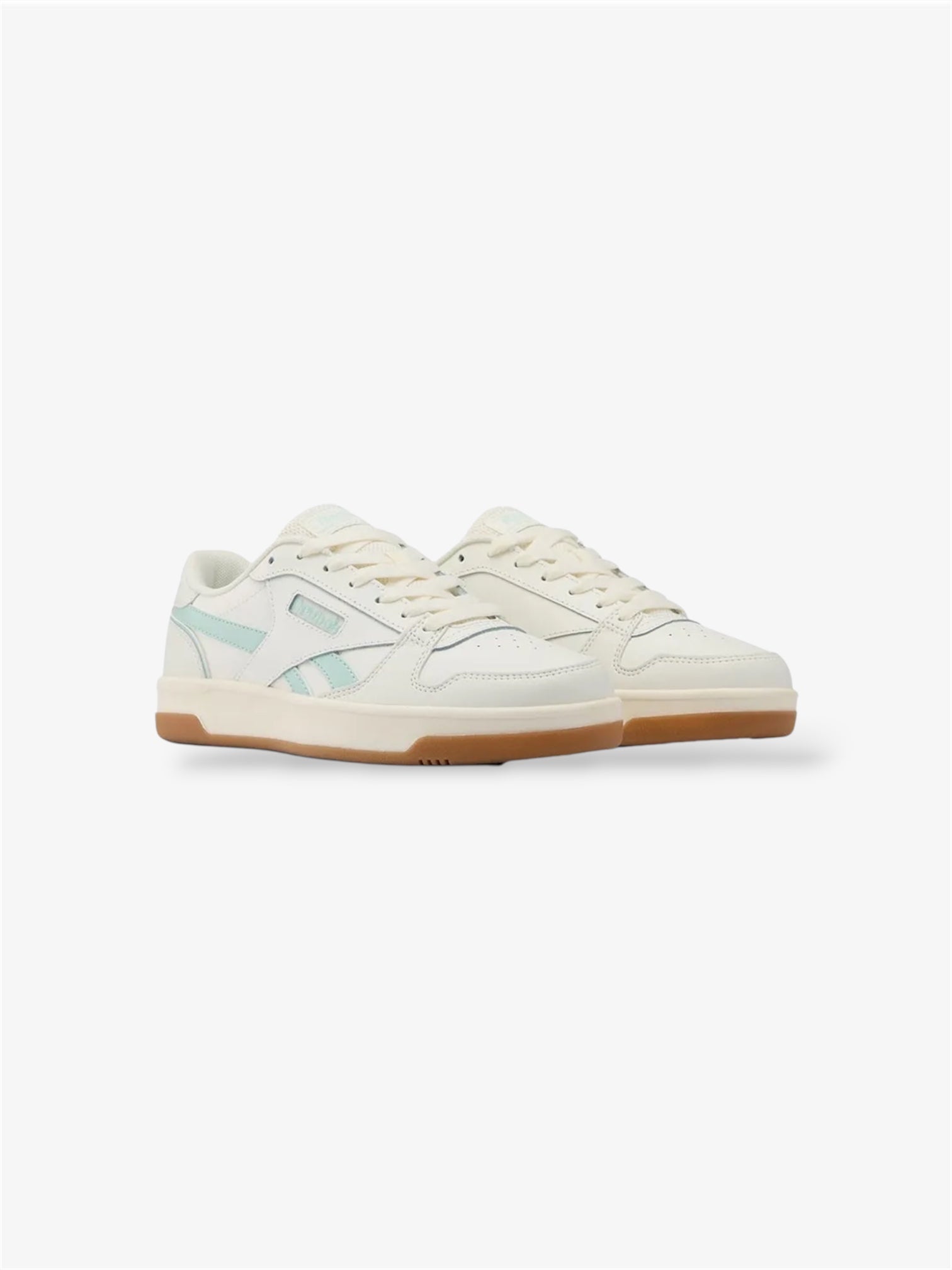 Match Prime V2 Sneaker in Chalk / Tranquil Teal / Gum