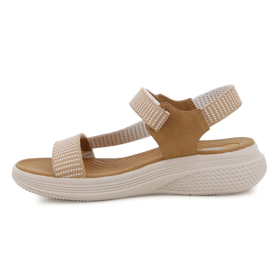 River Sandals in Sand