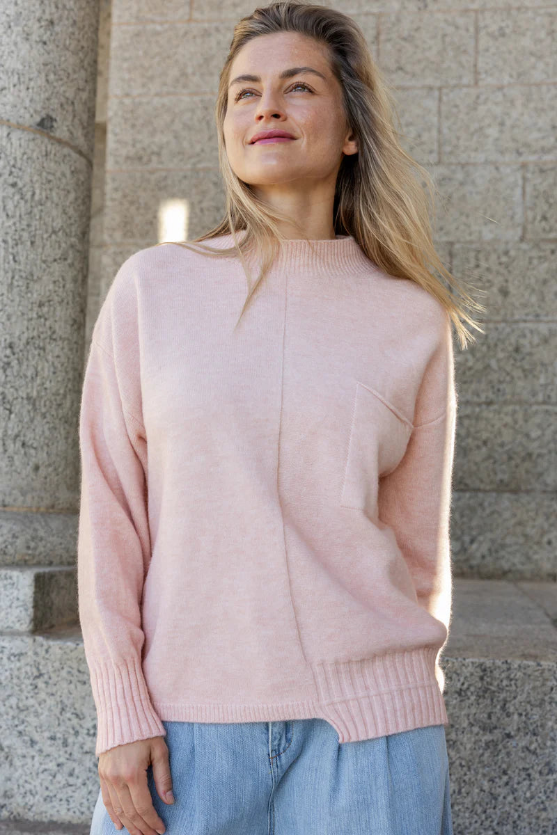 Hollister Box Knit With Pocket in Blush
