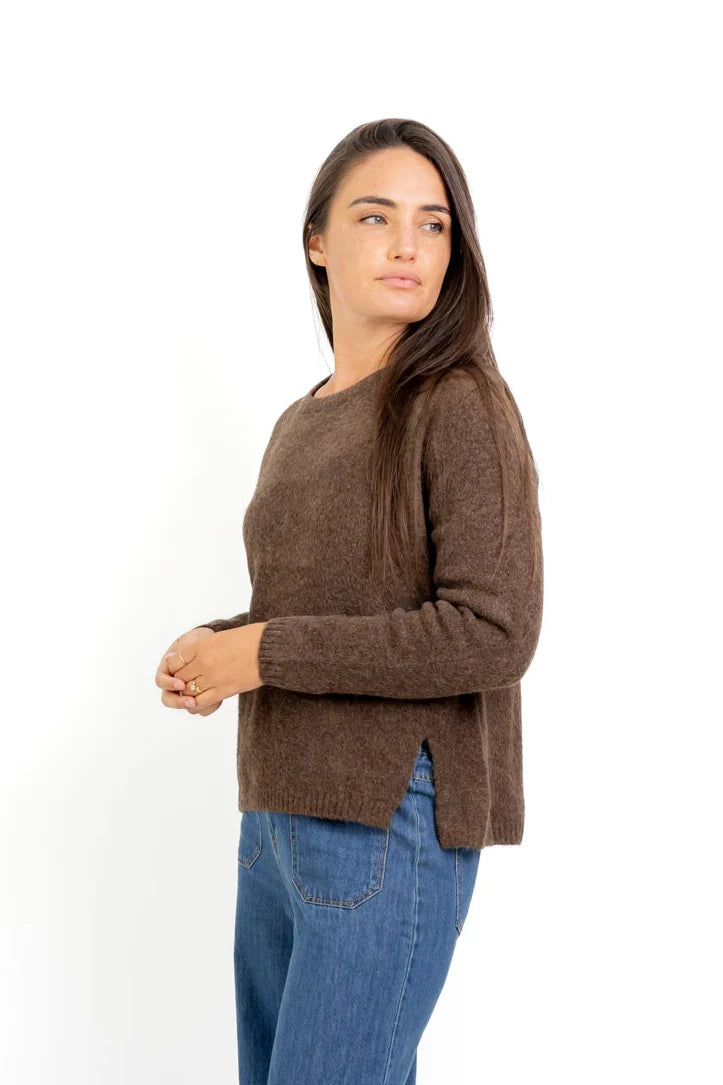 Pamplona Crewneck Side Slit in Chocolate