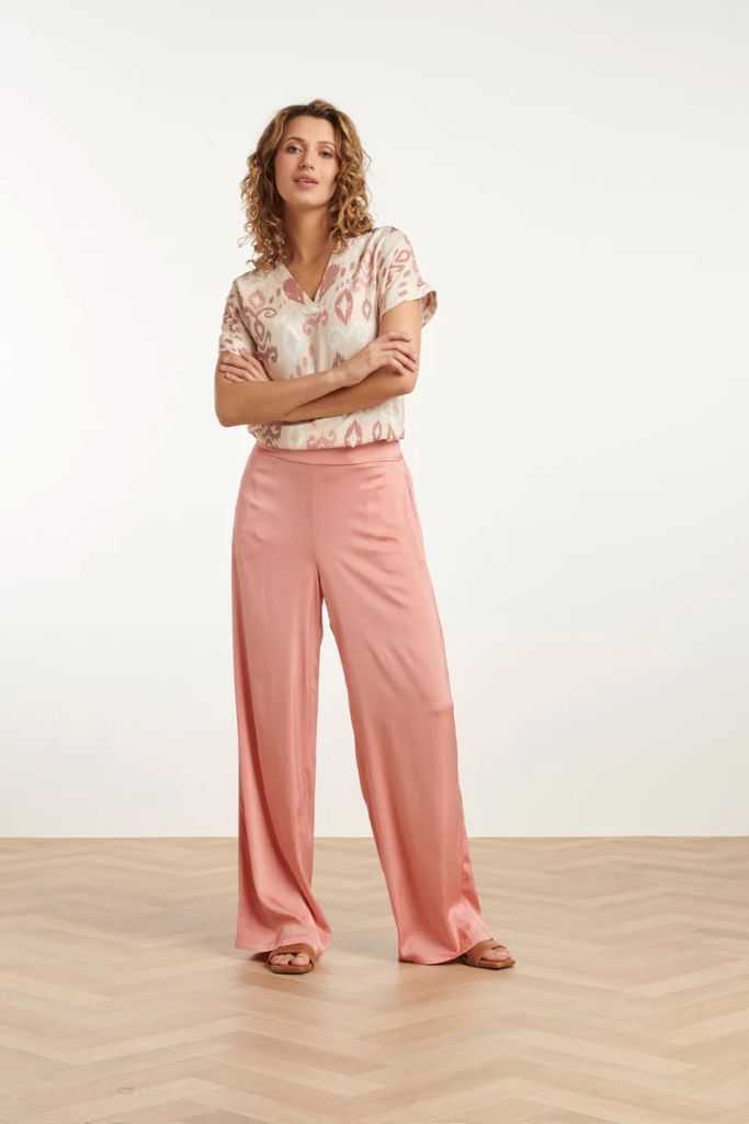 V-Neck Aztec Print Top in Sand