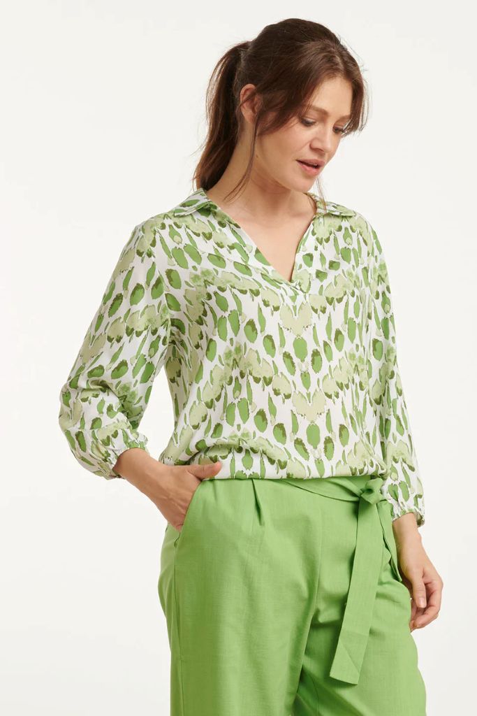 V-Neck Printed Blouse in White / Light Green