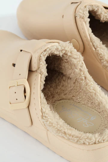 Desi Fur Shoes in Natural