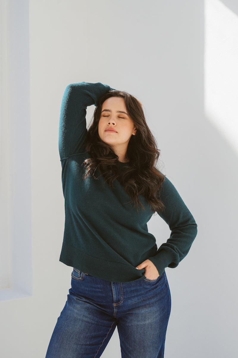 Pure Cashmere Raglan Sleeve Sweater in Emerald