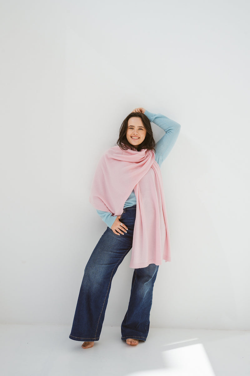 Pure Cashmere Oversized Wrap in Ballet