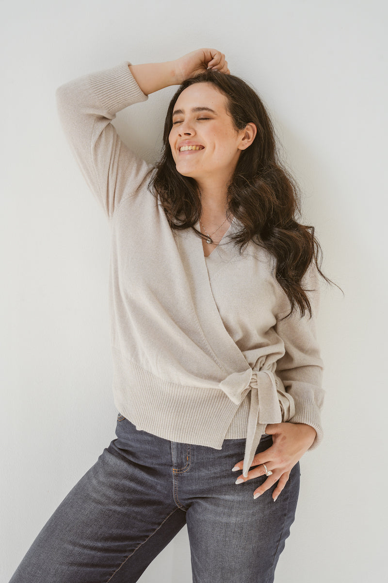 Pure Cashmere Wrap Cardigan in Albatross