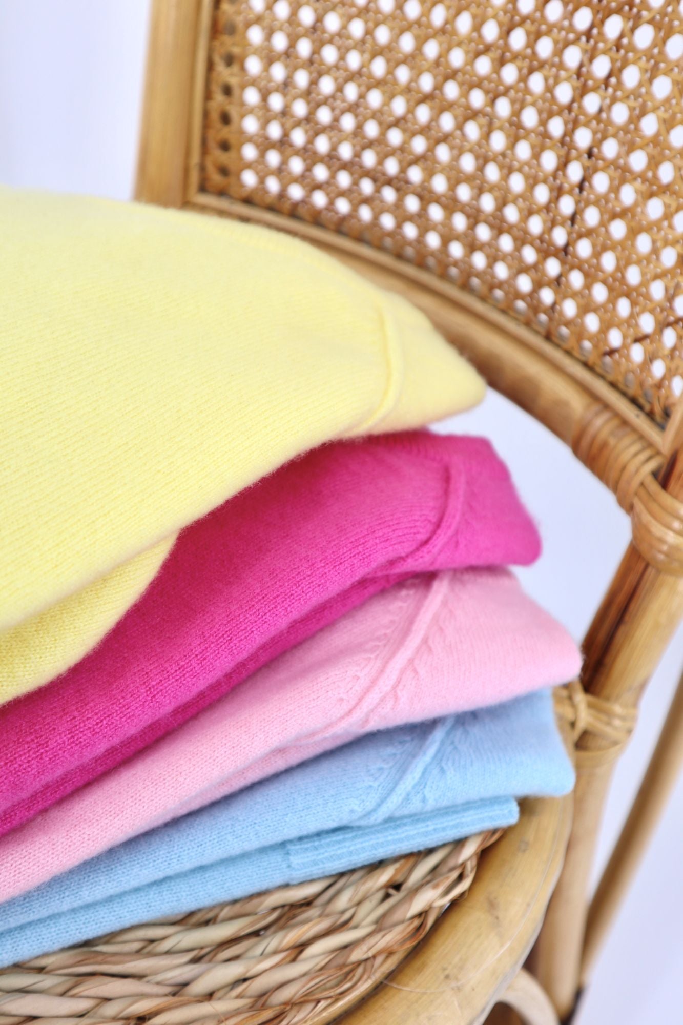 Pure Cashmere Raglan Sleeve Sweater in Butter