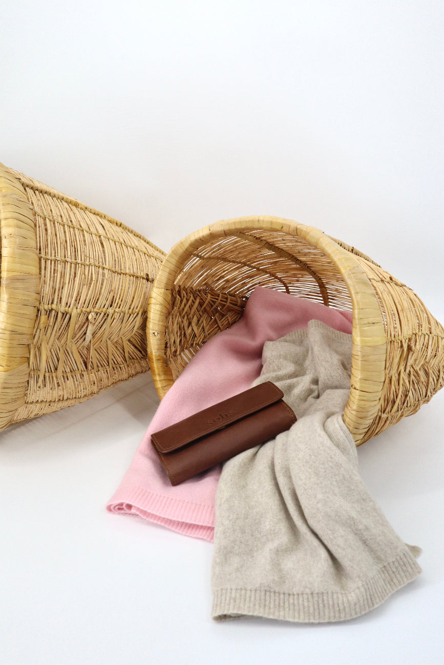 Pure Cashmere Oversized Wrap in Ballet