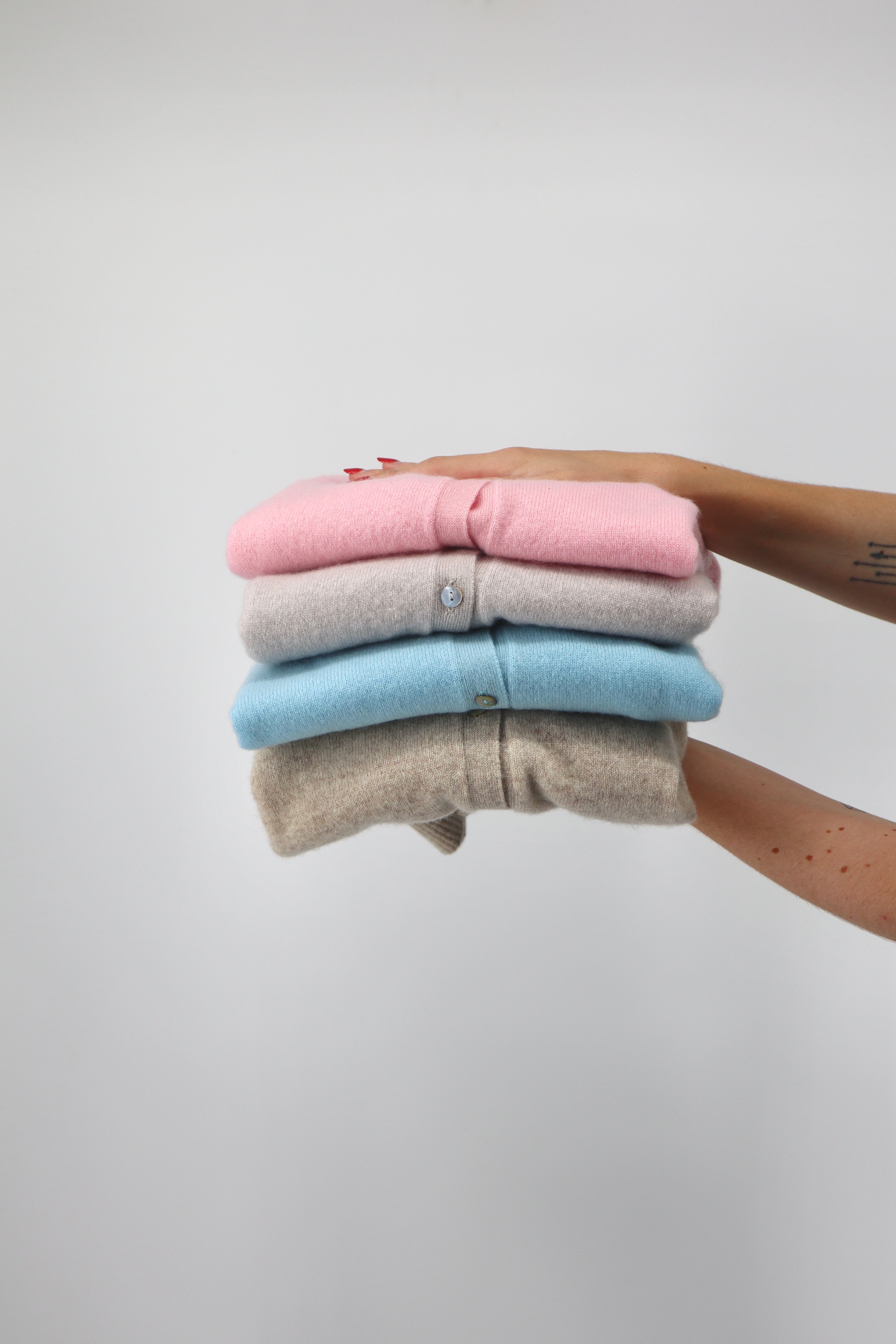 Pure Cashmere Classic Crew Cardigan in Toast