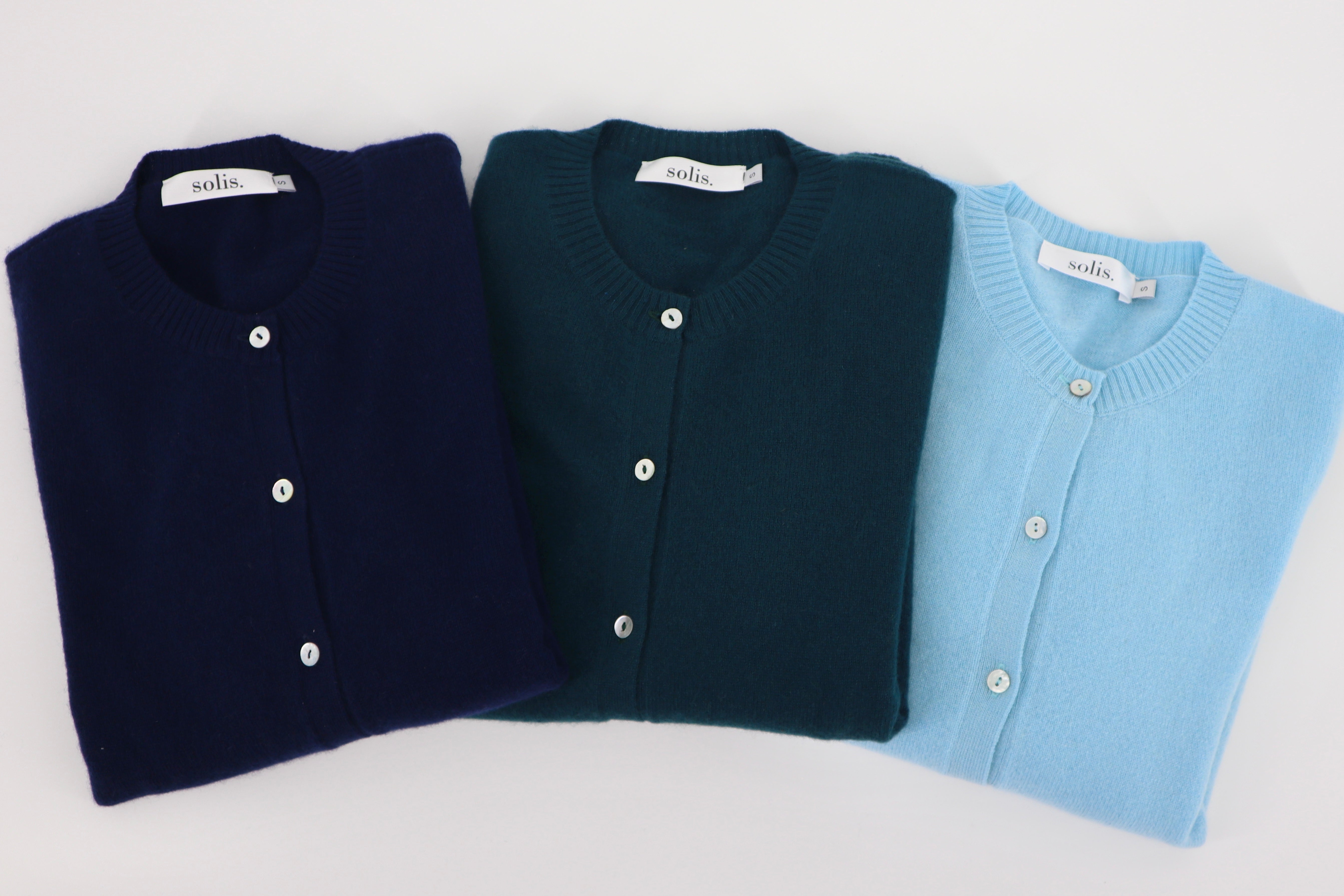 Pure Cashmere Classic Crew Cardigan in Cosmos