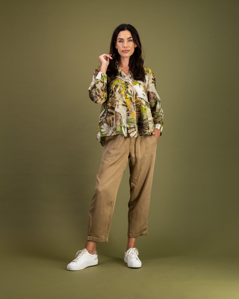 Barrel Leg Pants in Sandstone