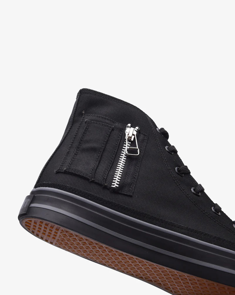 Alpha Canvas Zip Shoes in Black Mono / Grey