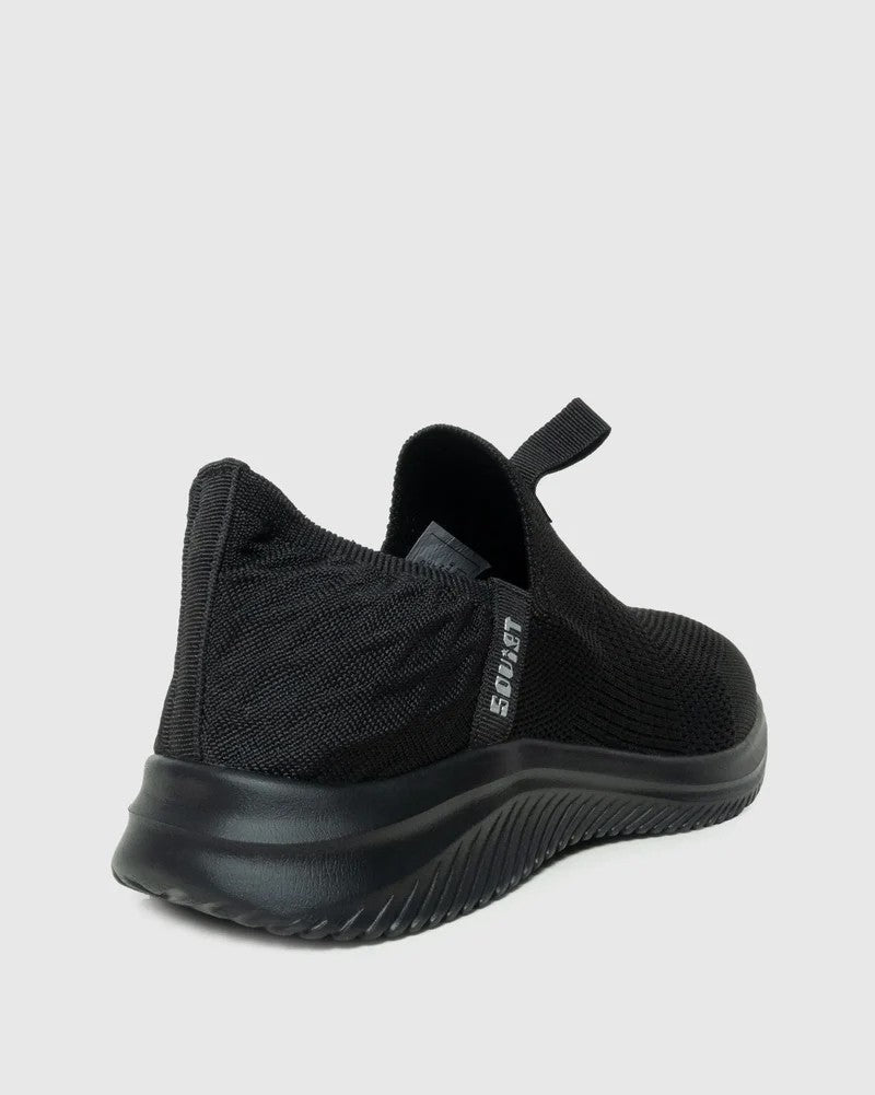 Zeta Mesh Slip On in Black Mono