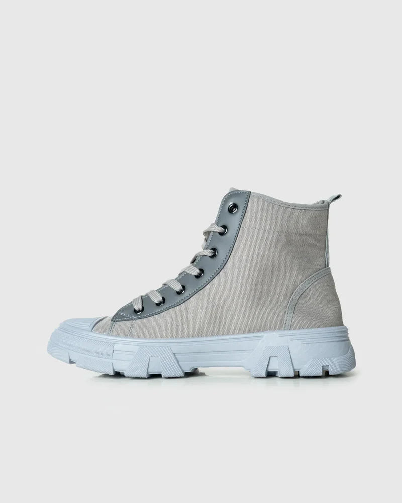 Raptor Outdoor Shoes in Grey Mono