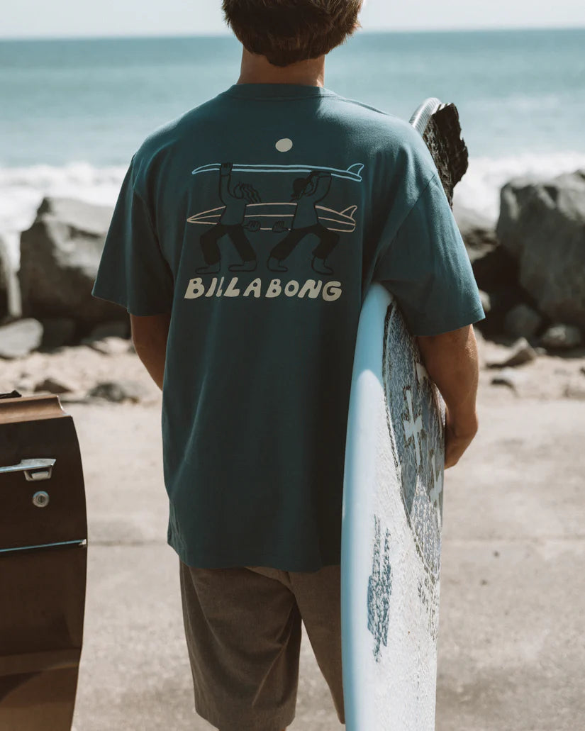 Split The Peak Tee in Steel Blue