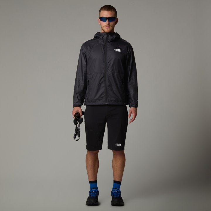 Cyclone Wind Jacket in TNF Black