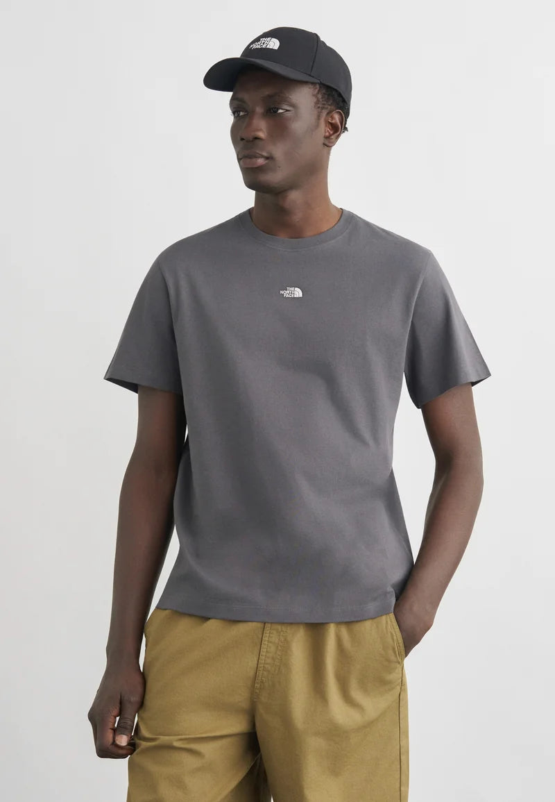 Essential Center Logo SS Tee in Anthracite Grey