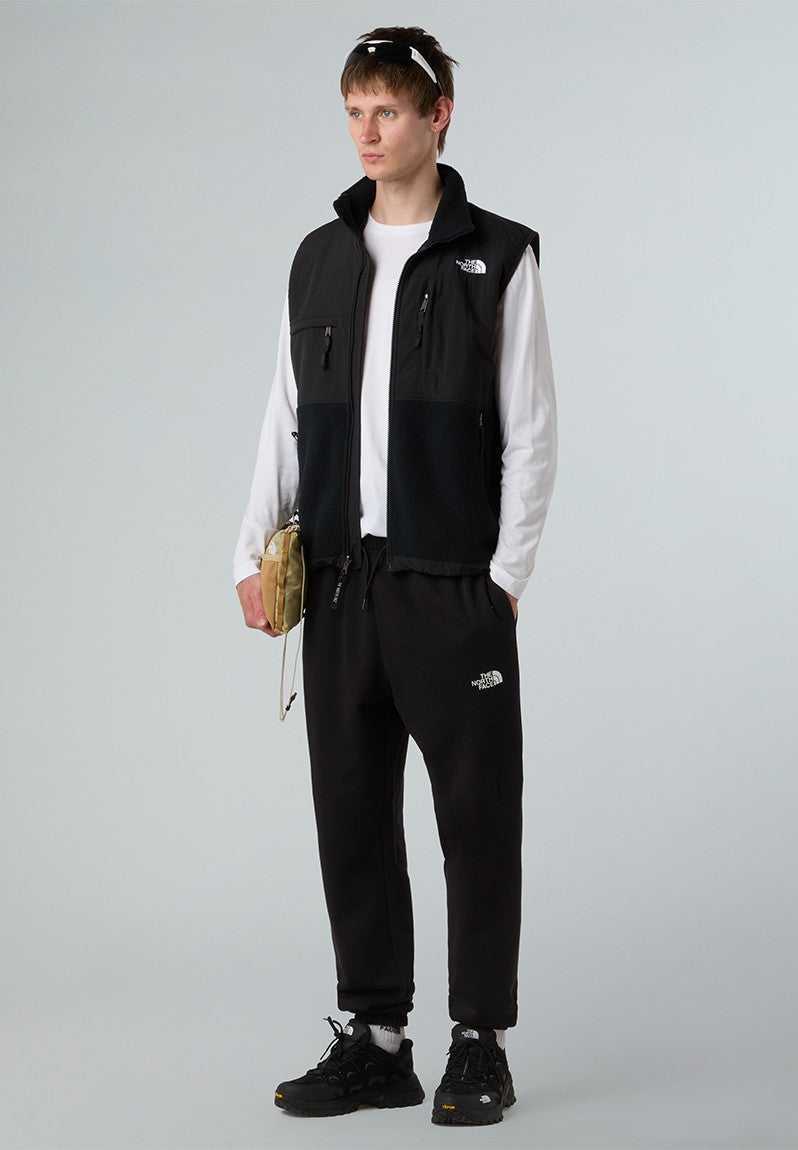 Simple Dome Regular Tapered Jogger in TNF Black