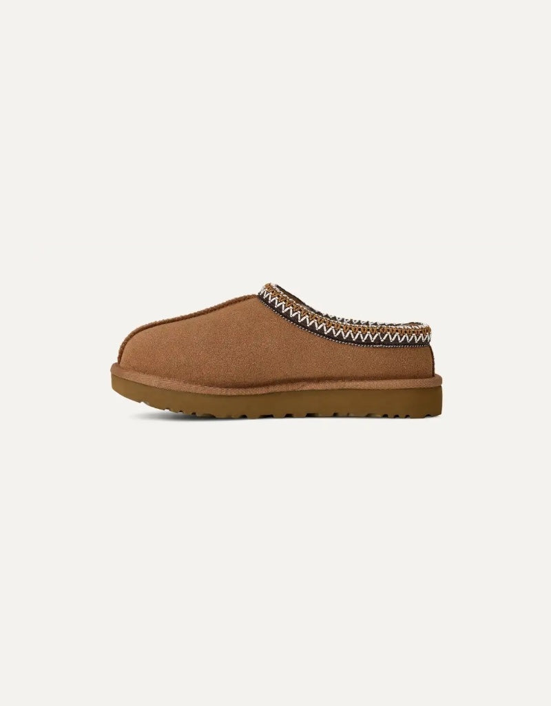 Tasman II in Chestnut