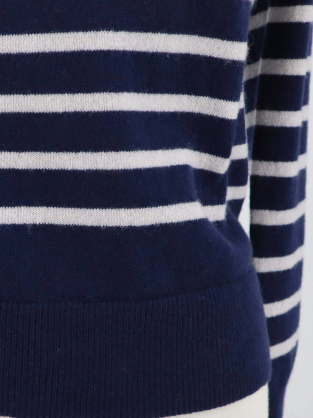 Pure Cashmere Striped Raglan Sleeve Sweater in Navy