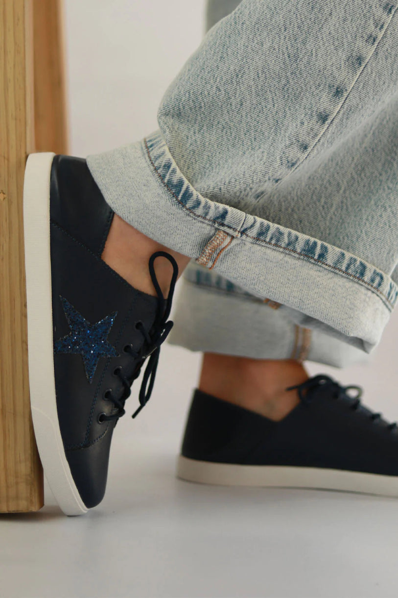 Vicki Leather Sneaker in Navy
