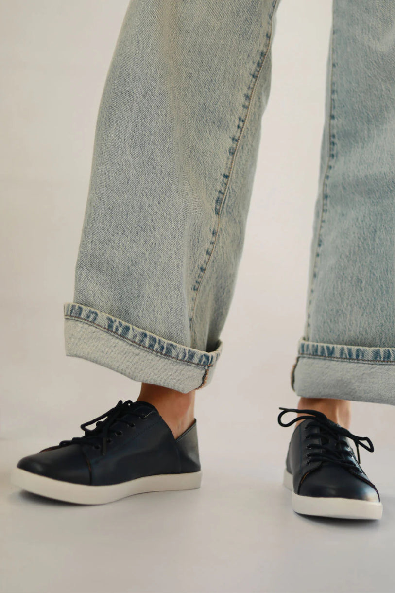 Vicki Leather Sneaker in Navy