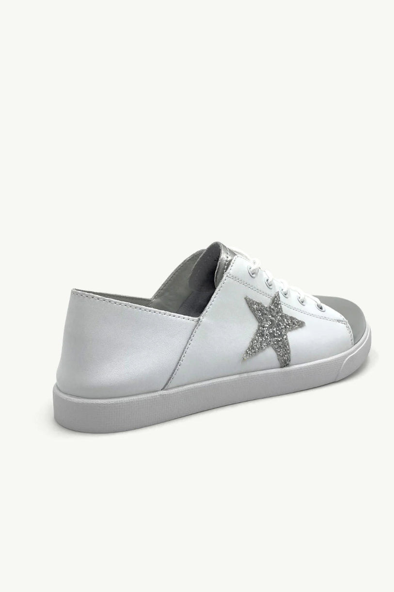 Vicki Leather Sneaker in White / Glitter